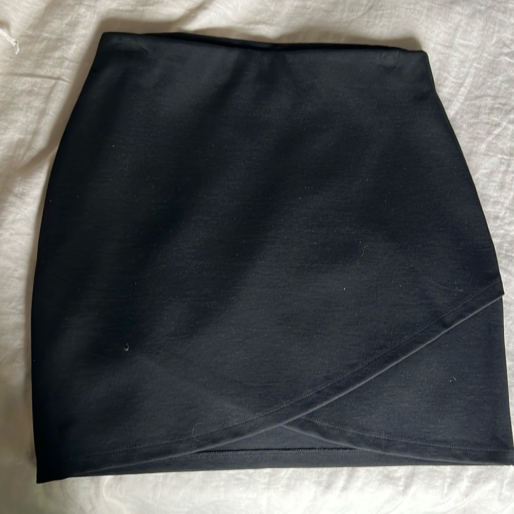 Sézane Calvi Skirt—worn once